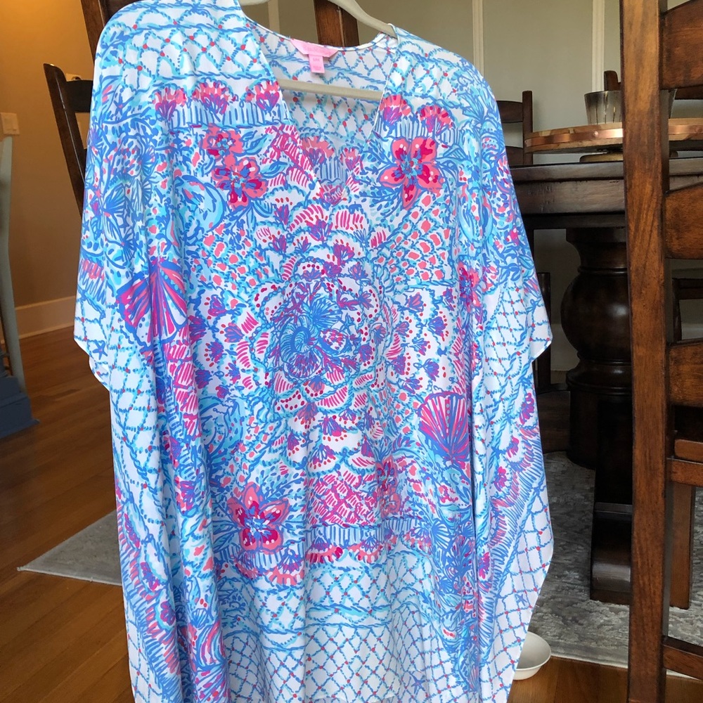 Silk dress very figure flattering